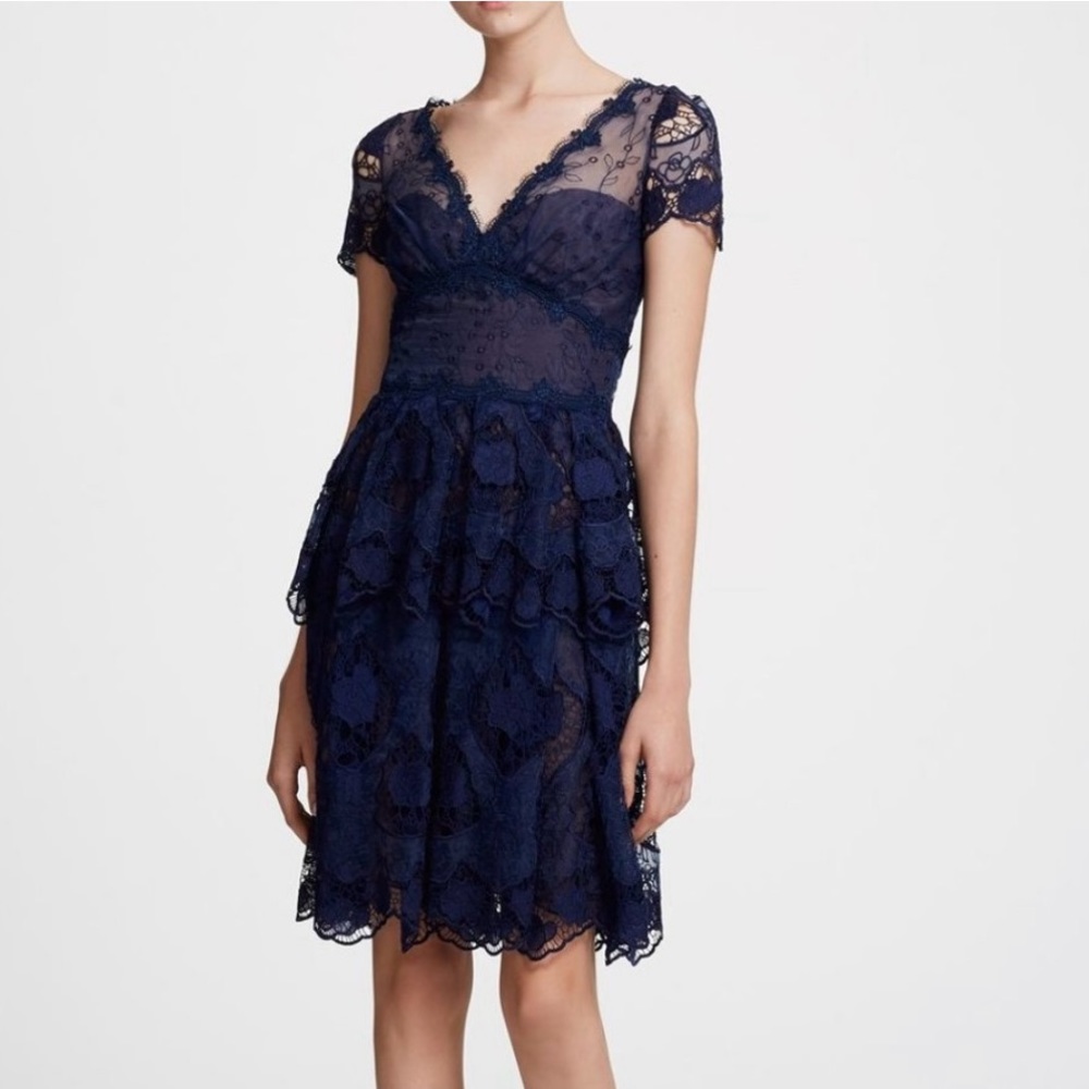 Badgley Mischka
Organza navy dress.